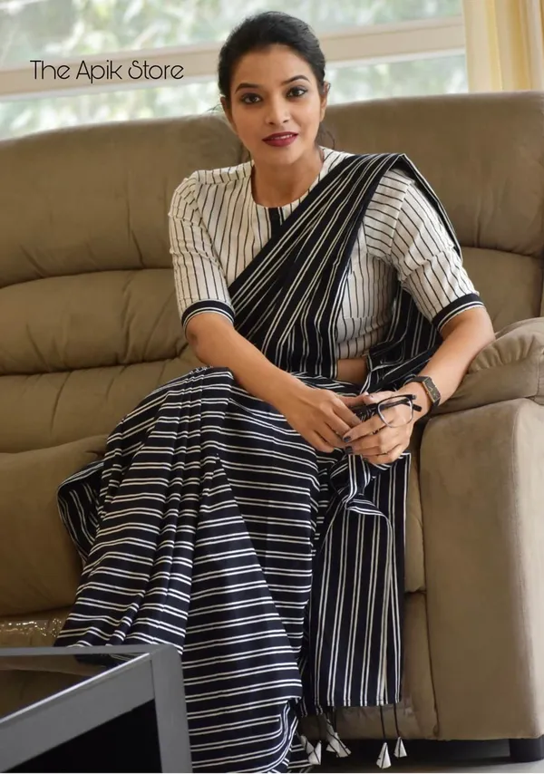 Handicraft_Women's_Block_Print_Pure_Soft_Cotton_Saree_With_Blouse_Piece_With_Blouse_Piece